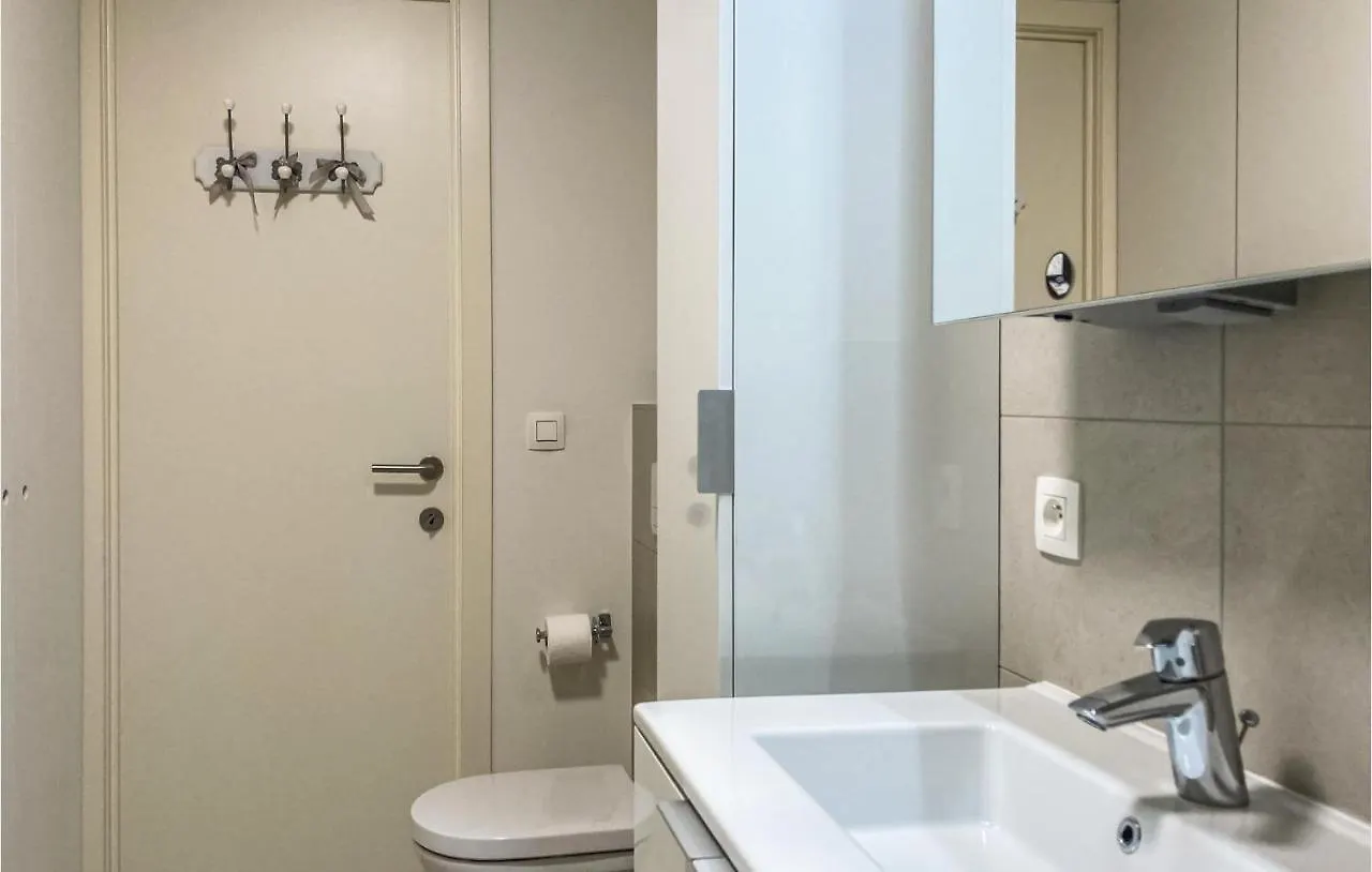 Stunning Apartment In Oostende With Wifi